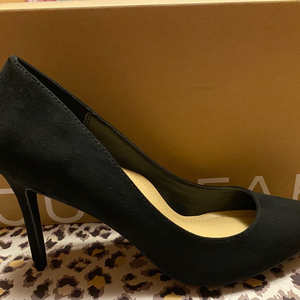 Elegant Black Women's Pumps by Just Fab Size 8